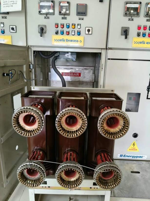 11 kV switchgear & breakers